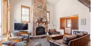80 Mule Deer Court Gallery 1