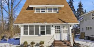 1729 E 26th Street Gallery 1