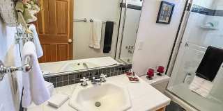 Lovely, fully furnished 3Bd 2.5 Ba home, pet friendly!! Call me today to inquire. Gallery 24