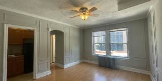 434 W Wellington Gallery 4