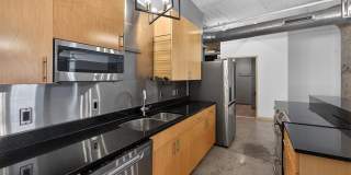 1611 Locust Street Gallery 4