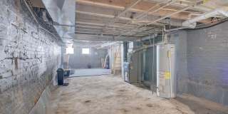 2621 E OLIVER Street Gallery 47