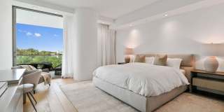 10203 Collins Avenue Gallery 21