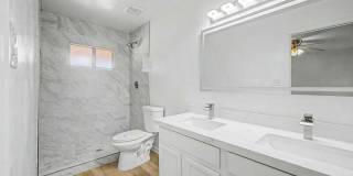 2601 E DAHLIA Drive Gallery 19