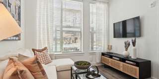 Link Apartments® NoDa 36th Gallery 6