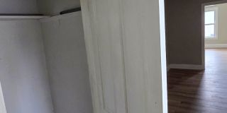 37 Dilworth Street - 3 Gallery 16