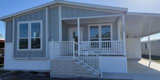 4208 Queens Way Gallery 1