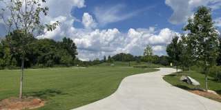 LIKE NEW IN PARK VUE! Townhome located across from Westside Park in Atlanta! MUST SEE! Gallery 38