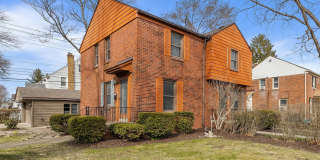 1501 E 4th Street Gallery 1