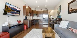 Fully Furnished Newpark Townhome - 1 car Garage - 6 Months up to 1 Year Lease Gallery 1