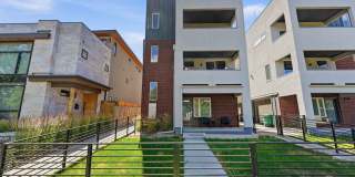 Modern Sloan’s Lake Townhome | Rooftop Deck, Hot Tub & Downtown Views Gallery 1
