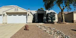 Spacious 3-Bedroom Home with Mountain Views, 3-Car Garage, and Furnished in Desert Lake Estates Gallery 3