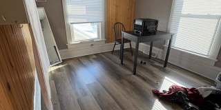 4 Bedroom House for Rent Across from Western Technical College Gallery 1