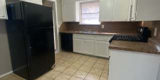 Cute 4 bedroom House Gallery 3