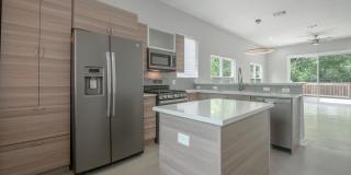 817 Potomac Gallery 10