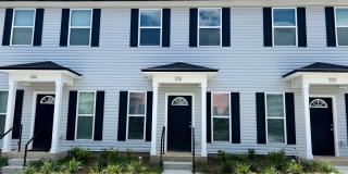 Beautiful 3 Bedroom 3 Bath Gallery 1