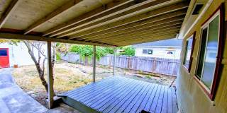 Bright two bedroom Home with a Covered Back Deck Bright two bedroom Home with a Covered Back Deck Gallery 12
