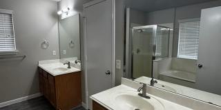Del Valle -   SFH    ( 2 wks free rent w/ lease thru 5/31/27  w/ qualified app ) Gallery 24