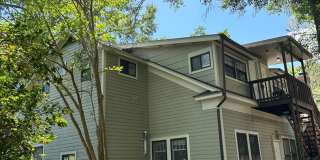 Beautiful downtown quad. 1 and 2 bed units available now. Pets allowed. Gallery 11