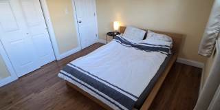 223 Ray Street Gallery 7