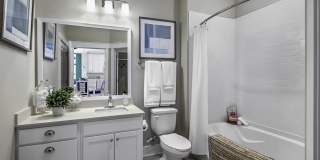 Solstice Signature Apartment Homes Gallery 34