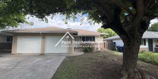 Updated 2bd/1ba Sacramento Duplex Gallery 1