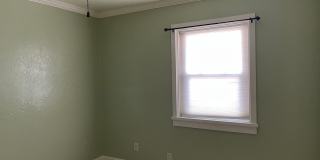 CHARMING 4 BED 2 BATH HOUSE NEAR DOWNTOWN Gallery 24