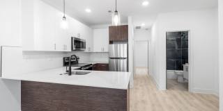 943 Washington Avenue Gallery 1