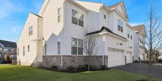 10 LADBROKE DRIVE Gallery 1