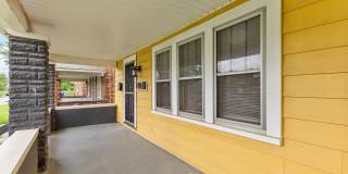 Charming 3-Bed Dutch Colonial with Modern Updates & Massive Yard – Minutes from German Village! Gallery 5