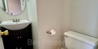 2115 Arch St Gallery 9