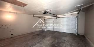 Spacious Updated 2bd/2ba Halfplex with 2 Car Garage Gallery 22