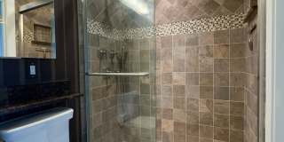 Elegant 2 Bedroom/2.5 Bathroom Apartment with Den, 2 Parking Spaces, and Storage Unit in Canton, Baltimore, MD! Gallery 23