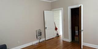 1326 W University Avenue Gallery 28