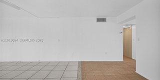 1075 NE Miami Gardens Dr Gallery 23