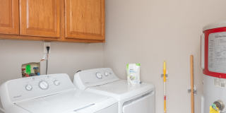2217 North 61st Avenue Gallery 8