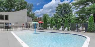 Foxridge Apartment Homes Gallery 8