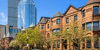 Back Bay! Cute 2bd with lots of characters! Laundry in uni! Gallery 12