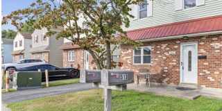 513 CORINTHIAN Gallery 1