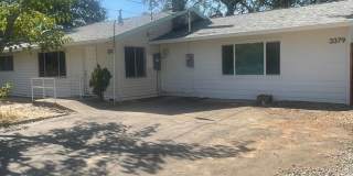 3 BED 1 BATH HOUSE WITH A FENCED BACKYARD Gallery 3