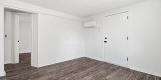 377 Tuttle Avenue Gallery 15