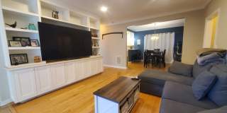 1156 Hope Street Gallery 8