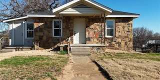 815 N Wilson Avenue Gallery 2