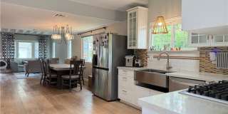 1369 Hepner Gallery 9