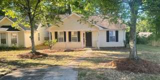 Charming ranch-style 2 Bedroom 1 Bath home in Pineville offering comfortable single-level living. Gallery 1