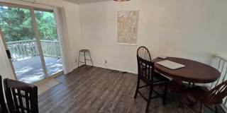 530 Northwest Carolyn Lane - House Gallery 10