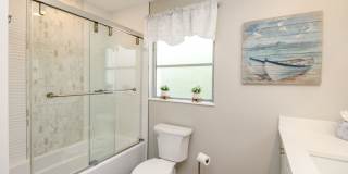 ** ROYAL HARBOR 2/2 REMODELED TOP TO BOTTON BEAUTY READY FOR SEASON ** BRING YOUR OWN BOAT ** GULF OF MEXICO ACCESS ** Gallery 38