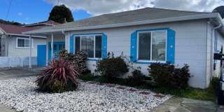 CUTE! Two Bedroom House Available in San Leandro! Gallery 1