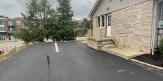 Charming 3 Bed 2 Bath Home! *2027* Gallery 22
