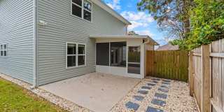 203 Jase Lane Gallery 31